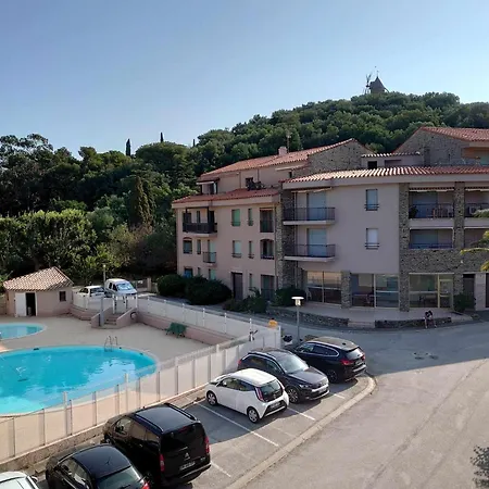 3pa45 - Tres Confortable T2 Avec Terrasses Dans Avec Piscine Et Parking * Collioure