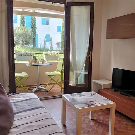 3pa45 - Tres Confortable T2 Avec Terrasses Dans Avec Piscine Et Parking *