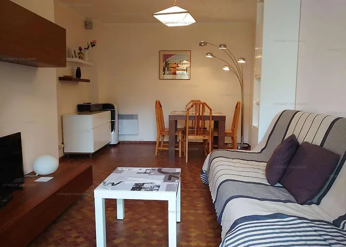 3pa45 - Tres Confortable T2 Avec Terrasses Dans Avec Piscine Et Parking
